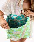 Puakenikeni Buds RVS Tote in Fresh Splash