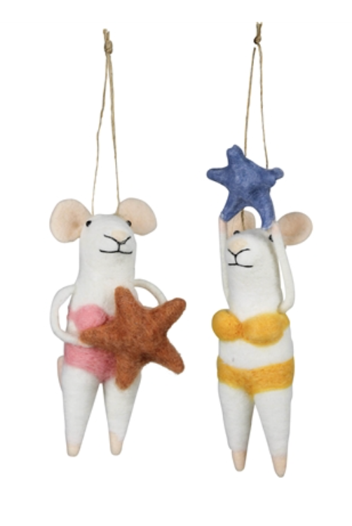 Mouse with Starfish Ornament