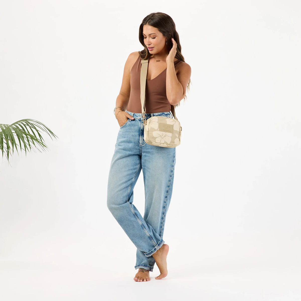 Hana Hou Nylon Le Tour in Creme/ Dune